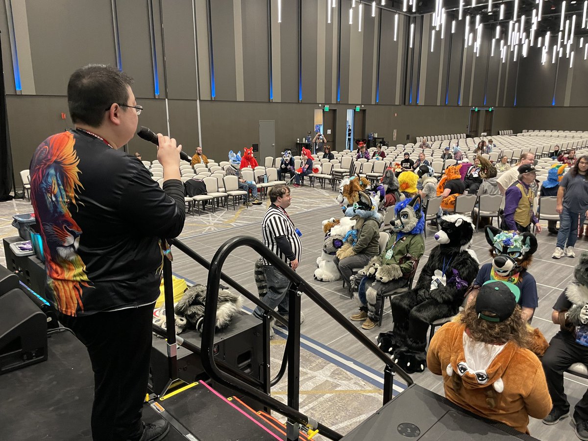 kitwanalion's tweet photo. Shoutout to my 🦁 bestie @kijani_lion for his debut hosting the #AnthroNW #ANW8 Adult Fursuit Games with plenty humor and professionalism! 

@anthronw https://t.co/50icxI24Lt