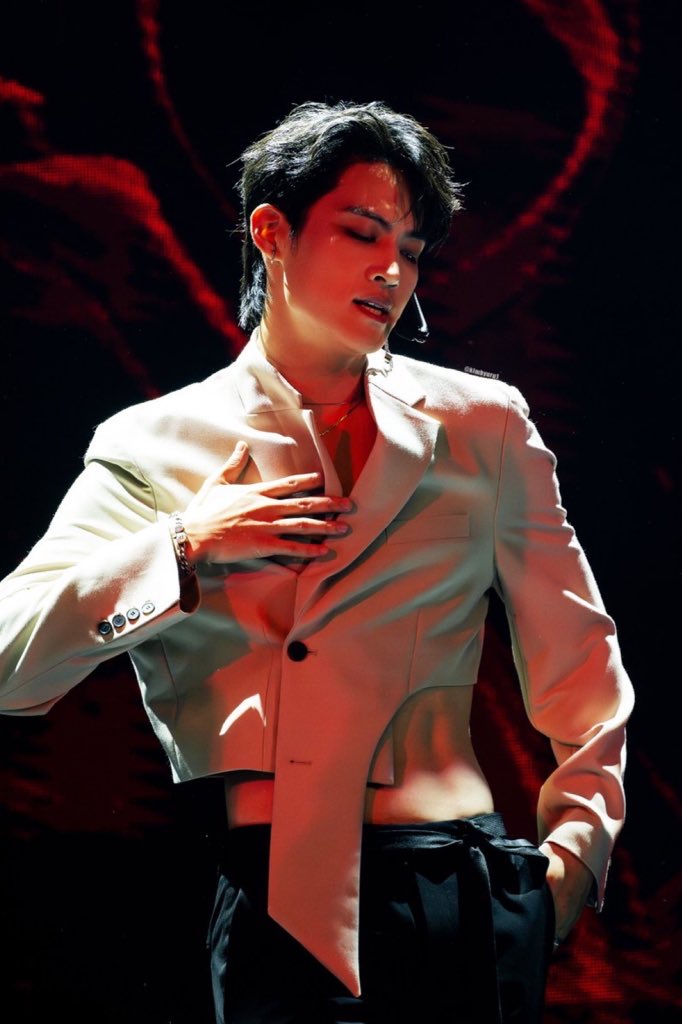 PopBase's tweet image. Happy 32nd birthday to the talented Jay B.