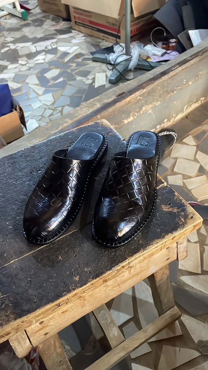 Muize | 👞🤝 tweet media