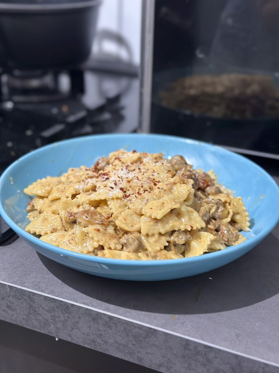 literallyjuste's tweet image. 