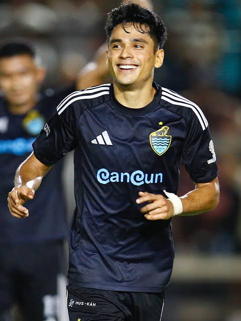 El Toluca acaba de anunciar el fichaje del jugador con el rating MÁS ALTO en Liga de Expansión MX durante el pasado Apertura 2025:

Jorge Díaz Price (7.17): volante ofensivo por izquierda/extremo, con visión/progresión vía pase, buen golpeo de balón, conducción de balón y 1V1