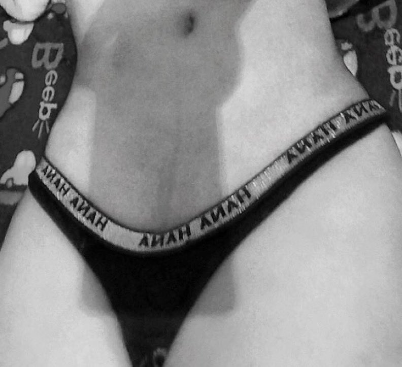 Sweetdollzx's tweet photo. quero um mucilon cavalão 
(Sou novinha e rabuda) 
#PINTOAWARD
#PINTOSAWARDS
#SUBMISSO
#XOTAAWARDS
#BUNDASAWARDS
#PEITOSAWARDS https://t.co/hqSUT6ErPb