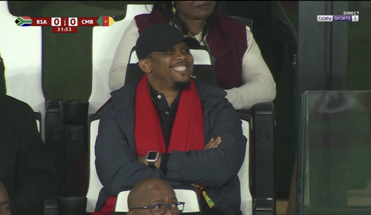 📸 On est tous comme ça devant le tableau d’affichage. 😃🇨🇲