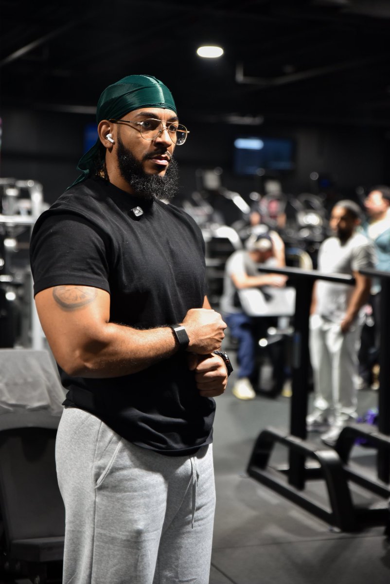 YOO_AD_'s tweet photo. Im working on myself and doing it everyday. https://t.co/O1nxuU6xuR