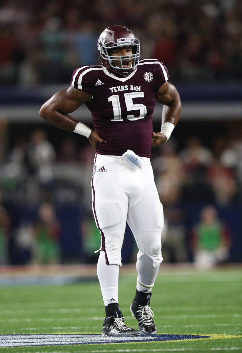 BREAKING: Texas A&amp;M legend and Cleveland Brown Myles Garrett has broken the NFL’s Single Season Sack record with his 23rd of the season!

LEGEND