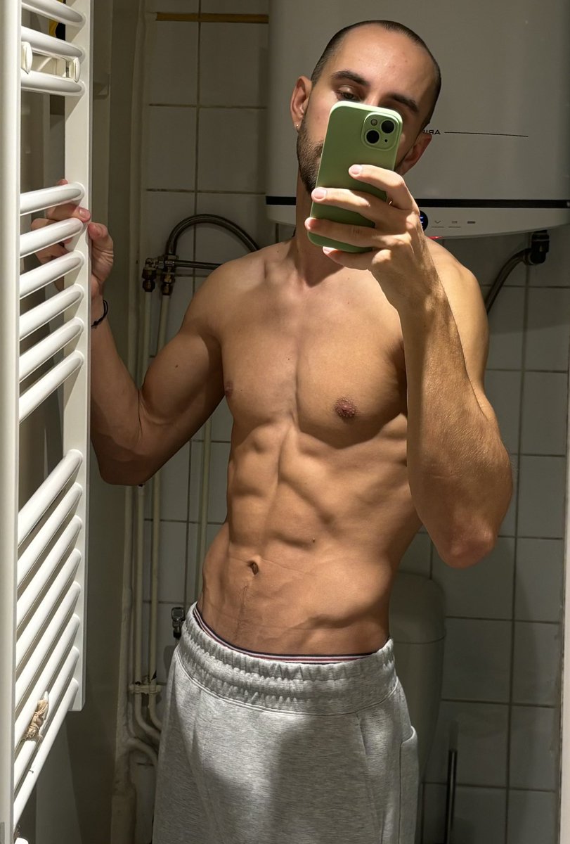 Lordfurby🏹 tweet media