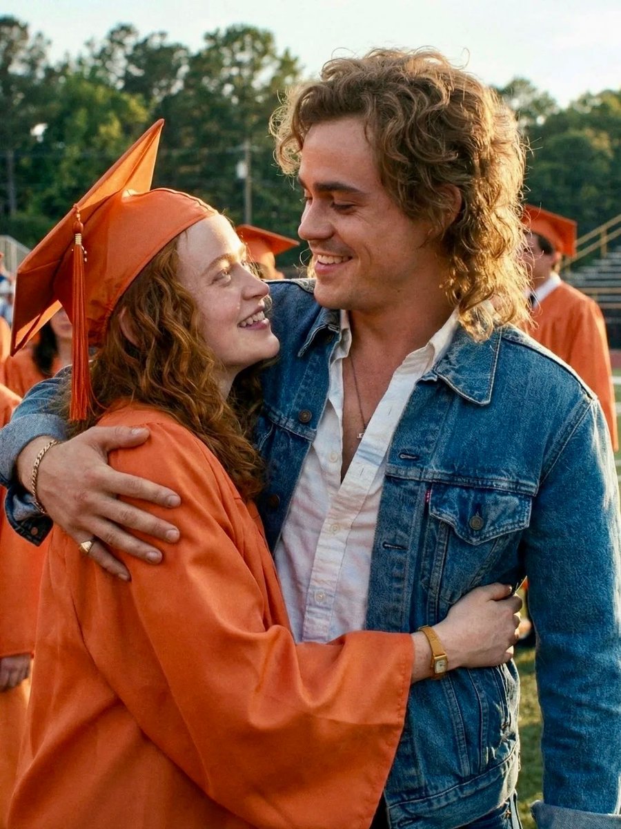 StrangerNews11's tweet image. Maybe in another life…💔🥲