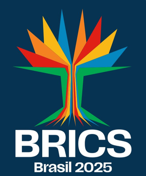 BrasilPost13's tweet photo. AGORA:

Todos os Países dos BRICS+ sancionarão os EUA após o sequestro de Nicolás Maduro.

Vivemos para ver os Estados Unidos sancionado pela primeira vez na história do planeta terra ...   👀    👇 https://t.co/dWMKDwR9H8