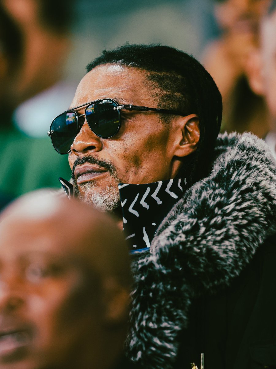 Rgreenthoughts's tweet image. Rabat glowing with legends 🇨🇲