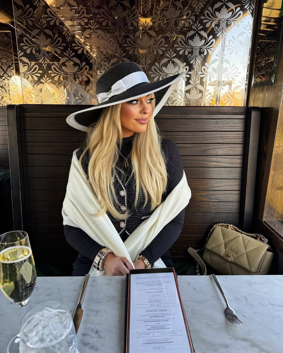 Wine Train tweet media