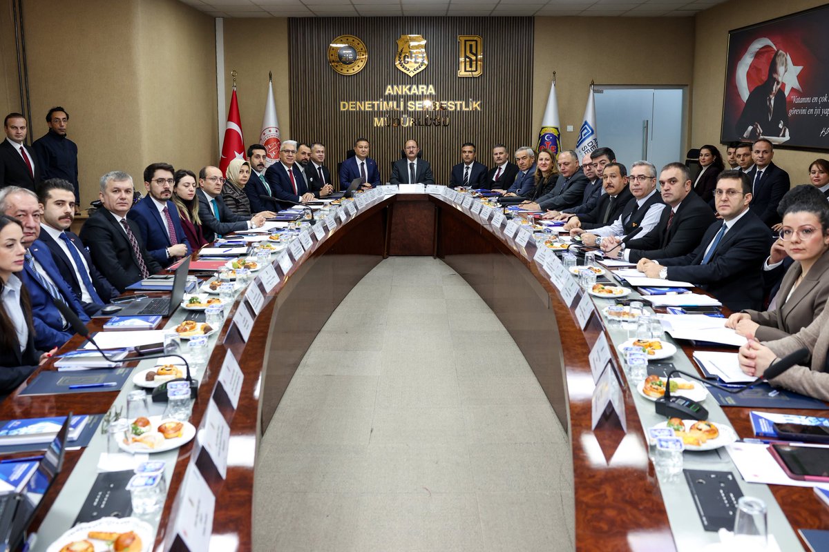 huseyinsk23's tweet image. 🧭 Yön Veren Ortak Akıl | 21. Danışma Kurulu Toplantısı
🎯 21. Yılda 21 Hedef

Adalet Bakan Yardımcımız Sayın Ramazan Can başkanlığında ve Ceza ve Tevkifevleri Genel Müdürümüz Sayın Enis Yavuz Yıldırım’ın teşrifleriyle,
2025 yılının son haftasında gerçekleştirdiğimiz Denetimli…