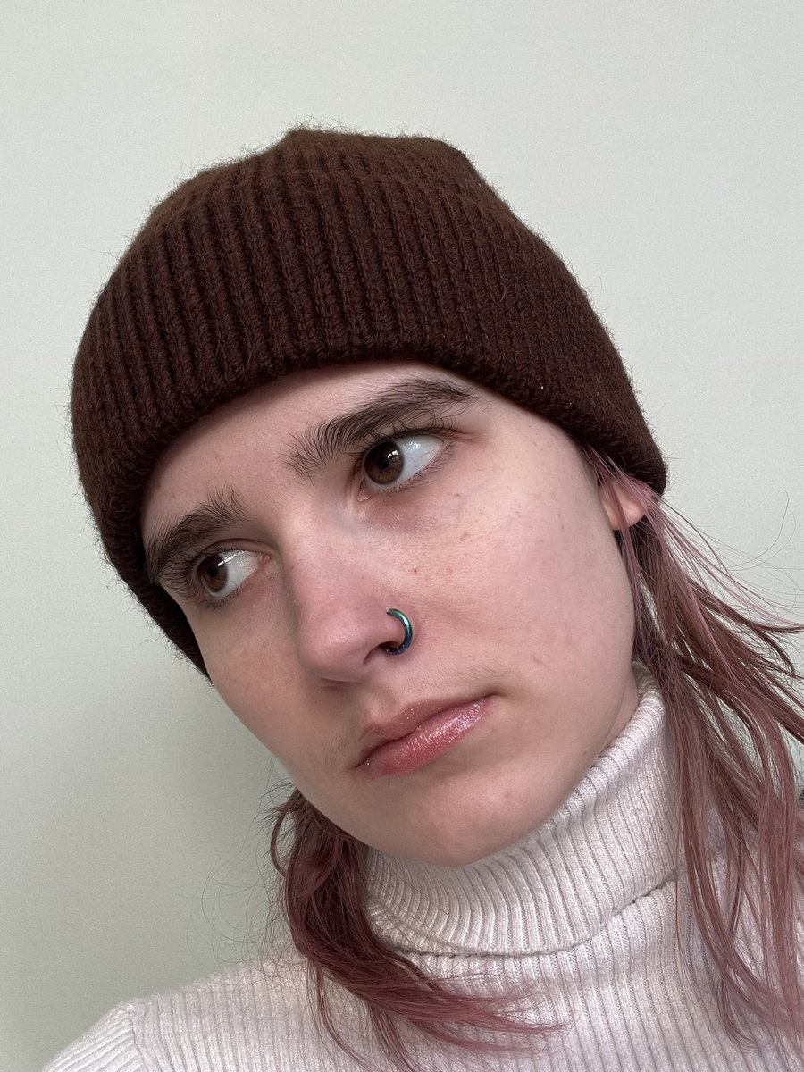 lilliofthevlly's tweet photo. loving my new year vibes :3 my new year’s resolutions are to make bank, work less, and relax more ;) and you? you're a tool for my pleasure and that's it 🥰🥰 https://t.co/oLBg99W1M1