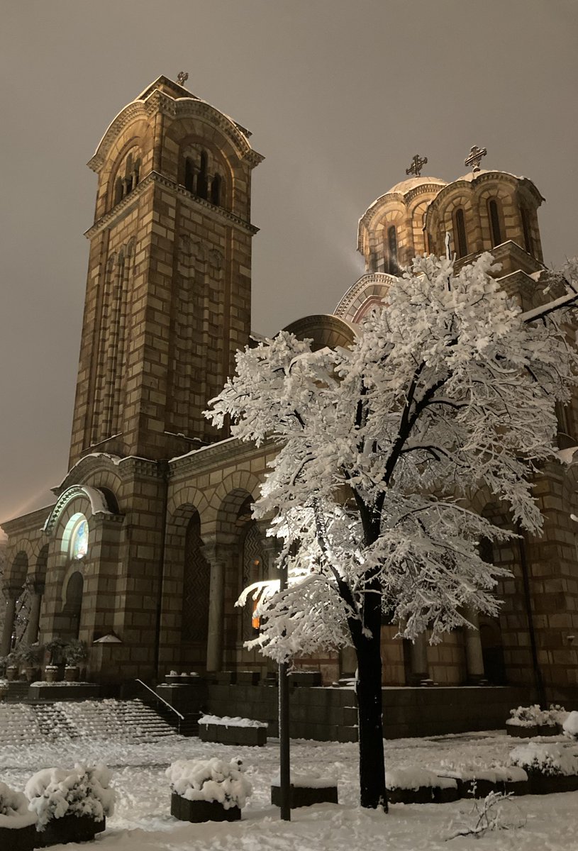 Beograd, Tašmajdanski park i Crkva Svetog Marka.