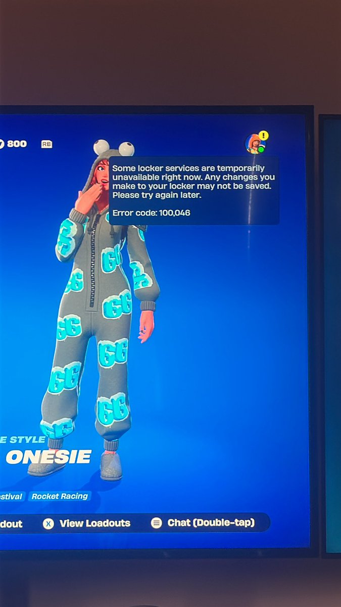 Ky_mae_02's tweet photo. @FortniteStatus what is this😭 and every time I close the game and restart it still appears😕 https://t.co/tds9lnxFWJ