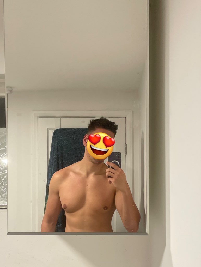 In London this week, who’s hosting? Need to suck some chub cock and swallow your load