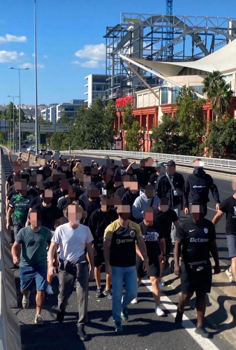 2xTimnes's tweet image. Quem da a vida pelo símbolo não desiste nunca. 
Até ao fim

Sporting Sempre