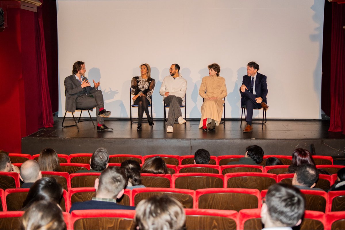 ghozimah's tweet photo. It was a beautiful night to remember the private screening “ And Then Comes Winter “ in Paris! ليلة سينمائية سعوديةمستقلة في باريس وعرض فيلم " ثم ياتي الشتاء " لنبدأ عام جديد مليء بالحب والسلام الخارجي والداخلي 🎉 https://t.co/5VS258izyl