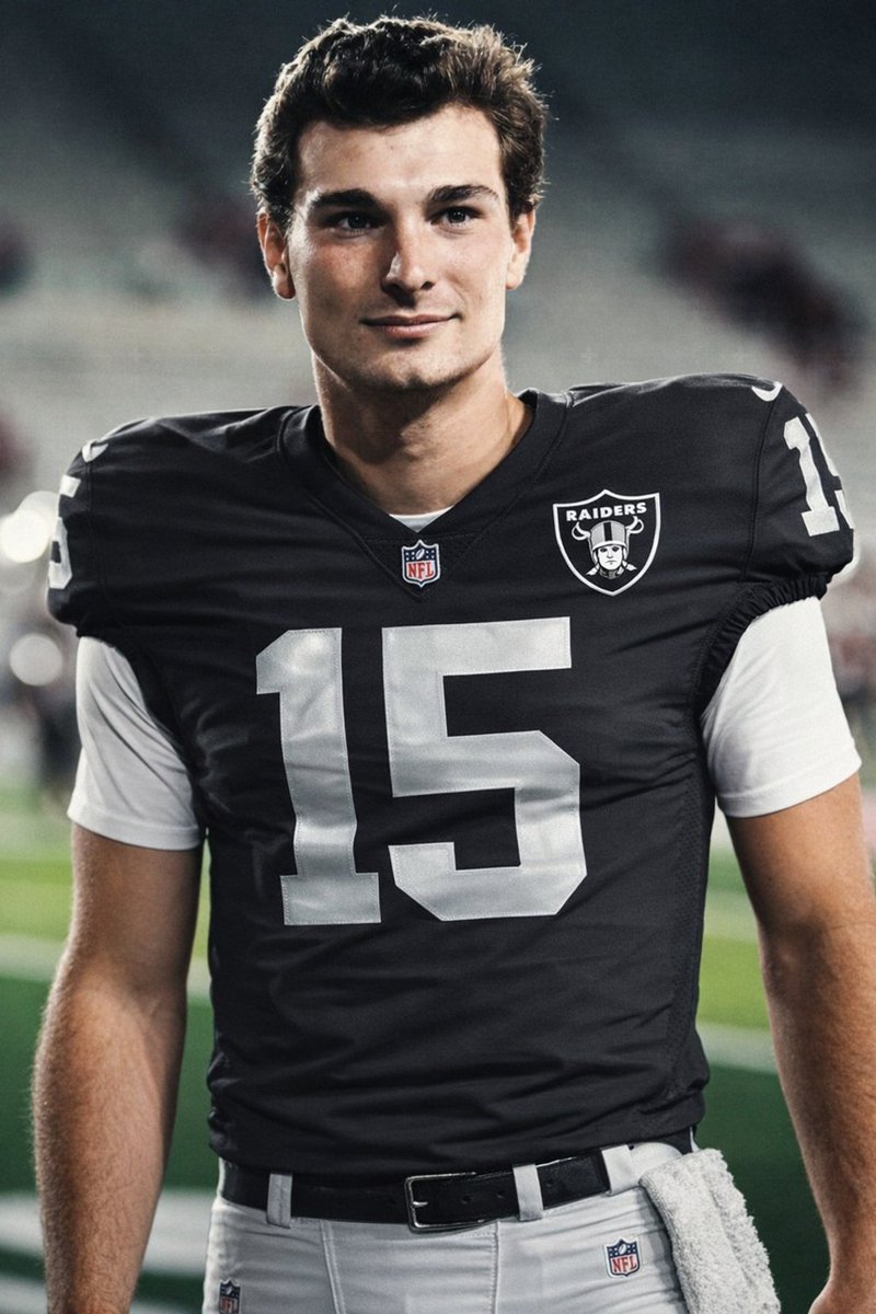 parlay_play's tweet photo. BREAKING: With the Giants' win over the #Cowboys, the #Raiders officially have the 1st overall pick in the NFL Draft! https://t.co/neFWfVZA0r
