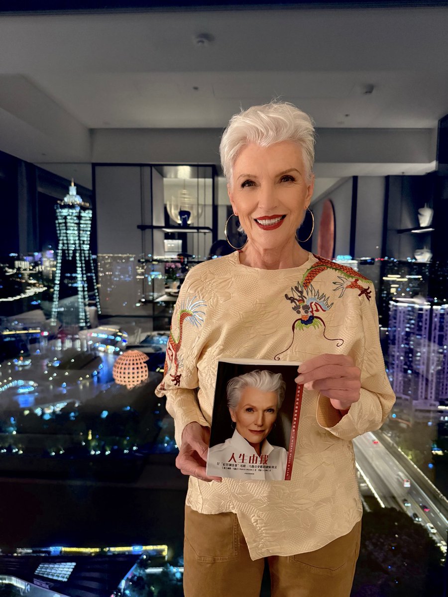 mayemusk's tweet image. My Chinese publisher has renewed the contract for my book for the next six years. Thank you CITIC 📕🤩
I’ll be coming to China soon to celebrate the success of the past five years.
A good start to 2026 🥳
AWomanMakesAPlan 
ItsGreatToBe77