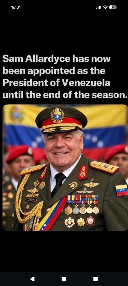 Rachel Rad WHUFC irons tweet media