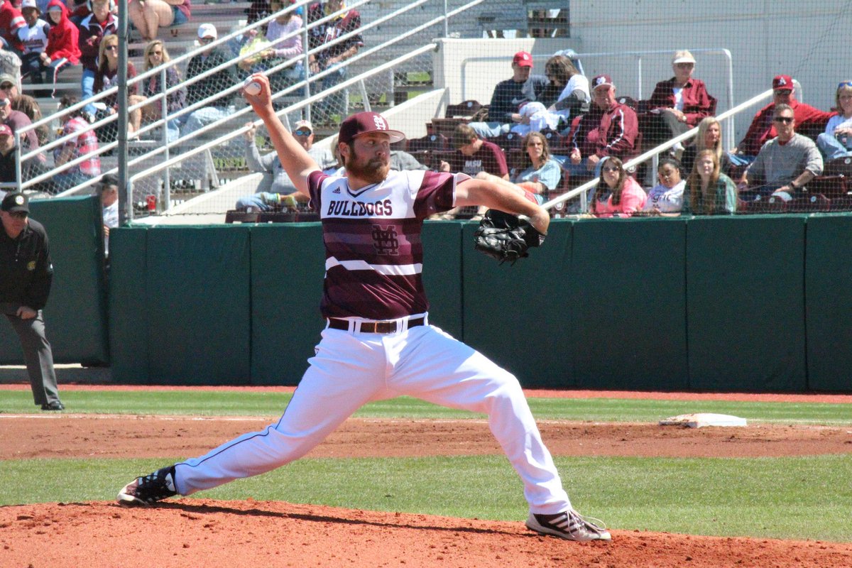 HailStateUnis tweet media
