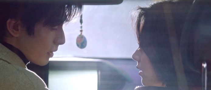 iaswck's tweet image. "Posso criar esse hábito? Toda vez antes de descer do carro."

AAAAA to amando essa fase deles🫶🏼

#ShineOnMe