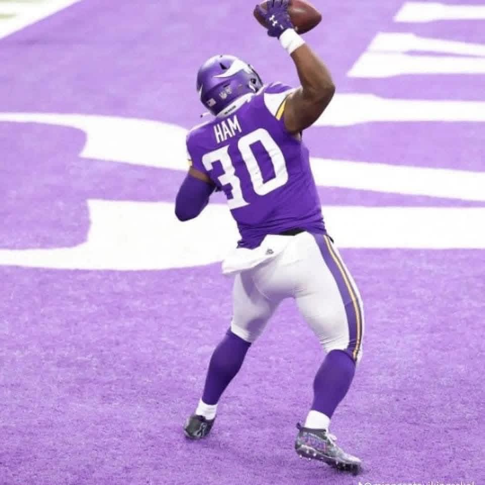 Yfz84's tweet photo. Legends #SKOL https://t.co/A7piRZFTPf