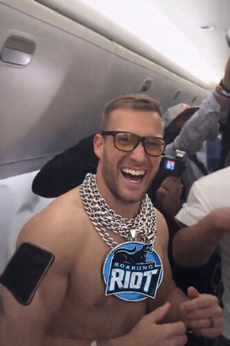 roaringriot's tweet image. We do, in fact, like that. #KeepPounding