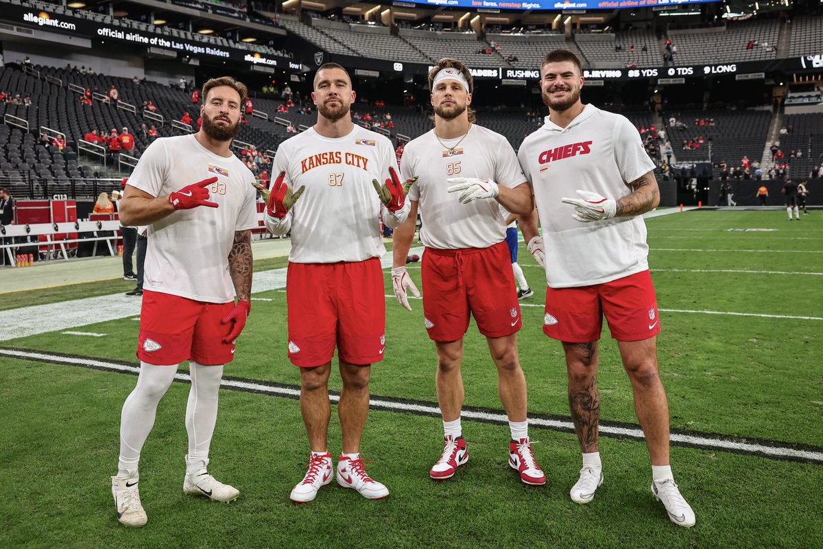 Kansas City Chiefs tweet media