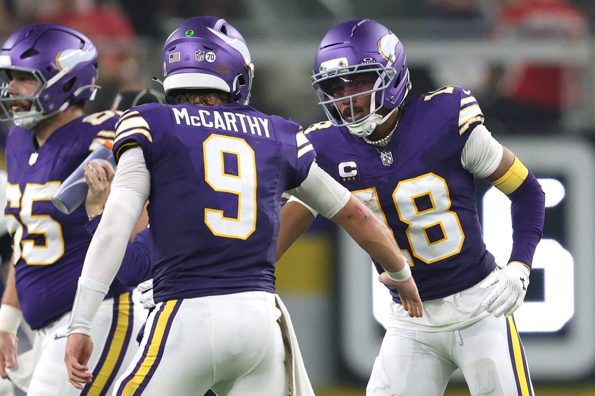 Not the season we wanted but at 9-8; we swept the Lions, split with the Packers and were 30 seconds away from sweeping the Bears.  Defense is elite, 5-0 in the last 5 games. Should've been a playoff team.  Plenty to be excited about.
#SKOL #Vikings