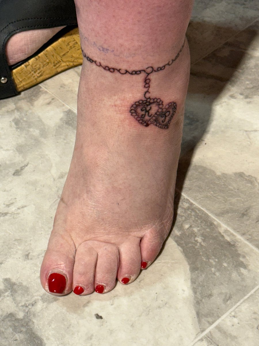 My new rad foot tattoo by Deanna | Mez Love | Flickr, image size:900x1200
