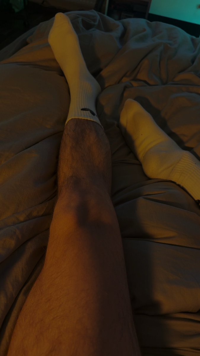 🧦🔥

#smellysocks #gay #foot #kinky #malesocks