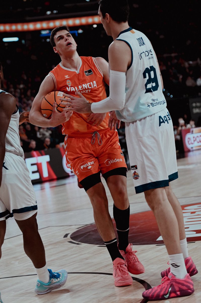 La primera en casa ☝🏼 
Se viene mes de enero fuertecito.
Fotos para <a href="/RacoTaronja/">Racó Taronja</a>