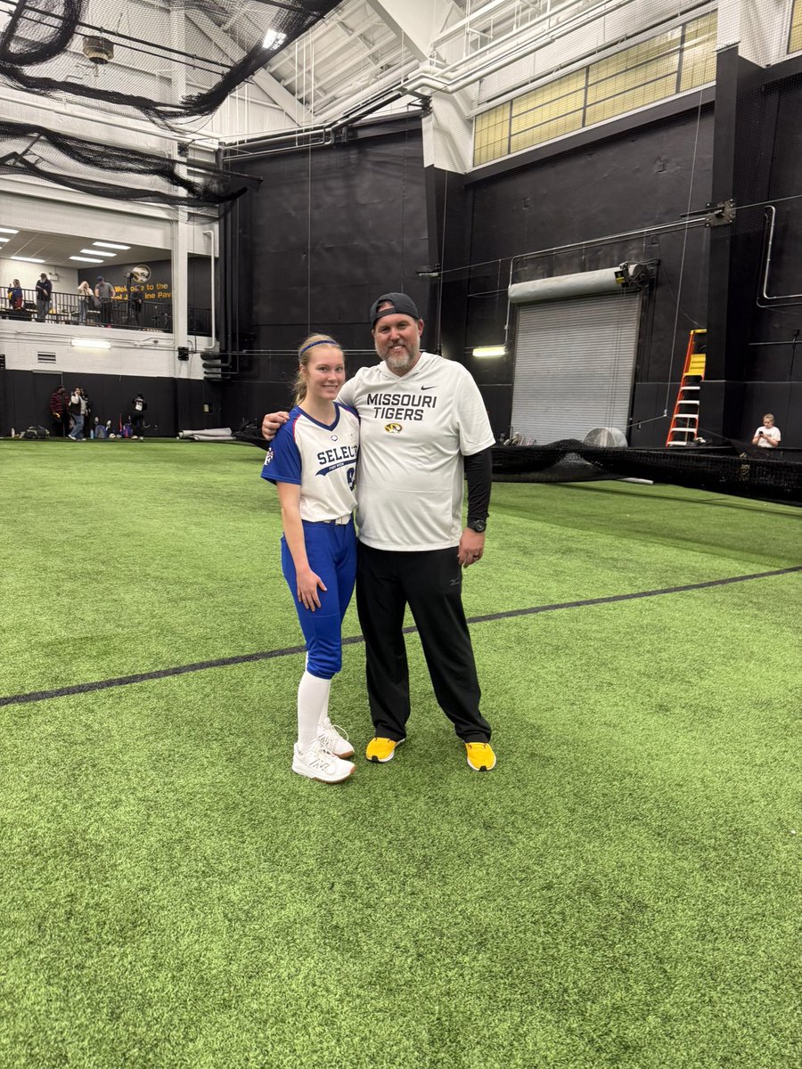 Thankful for the opportunity to attend my first 2026 camp at Mizzou. Learned a lot and grateful for the experience. 🥎 <a href="/MizzouSoftball/">Mizzou Softball</a> <a href="/ejonesrockchalk/">Eric Jones - Select Fastpitch</a>