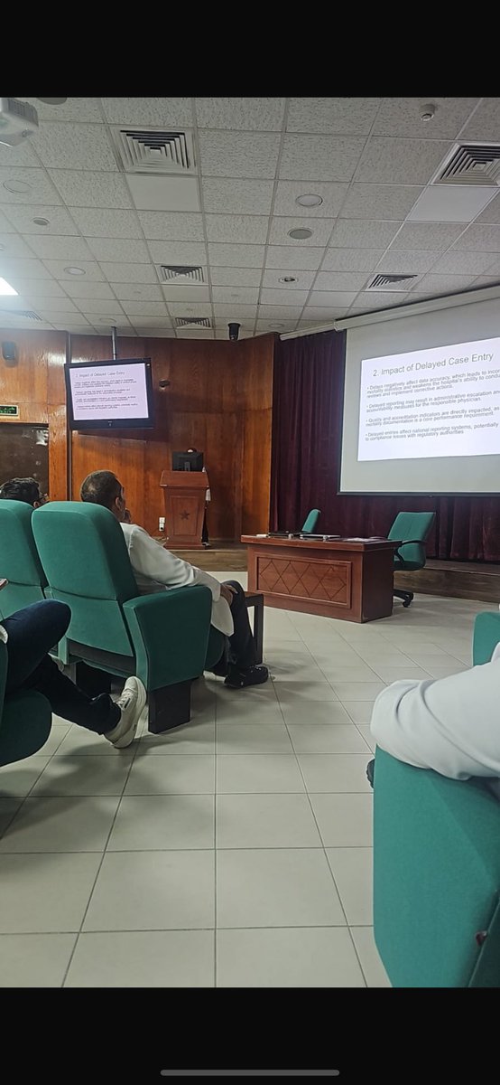GynOb63095's tweet photo. ✨ Academic Highlight | M&amp;M ✨

اجتماع Morbidity &amp; Mortality لمراجعة الحالات واستخلاص الدروس لتحسين الممارسة السريرية 🩺📚
💬 برأيكم: ما أهم عنصر يحقق أقصى فائدة من اجتماعات M&amp;M ؟ https://t.co/Zd7KmShQpb