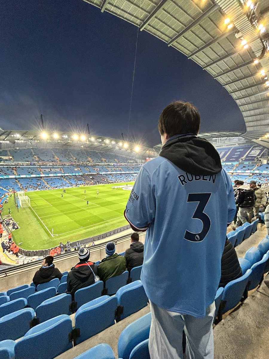 PlasticHatra's tweet photo. ついにEthihad stadiumに！ https://t.co/I1ntX8KABx