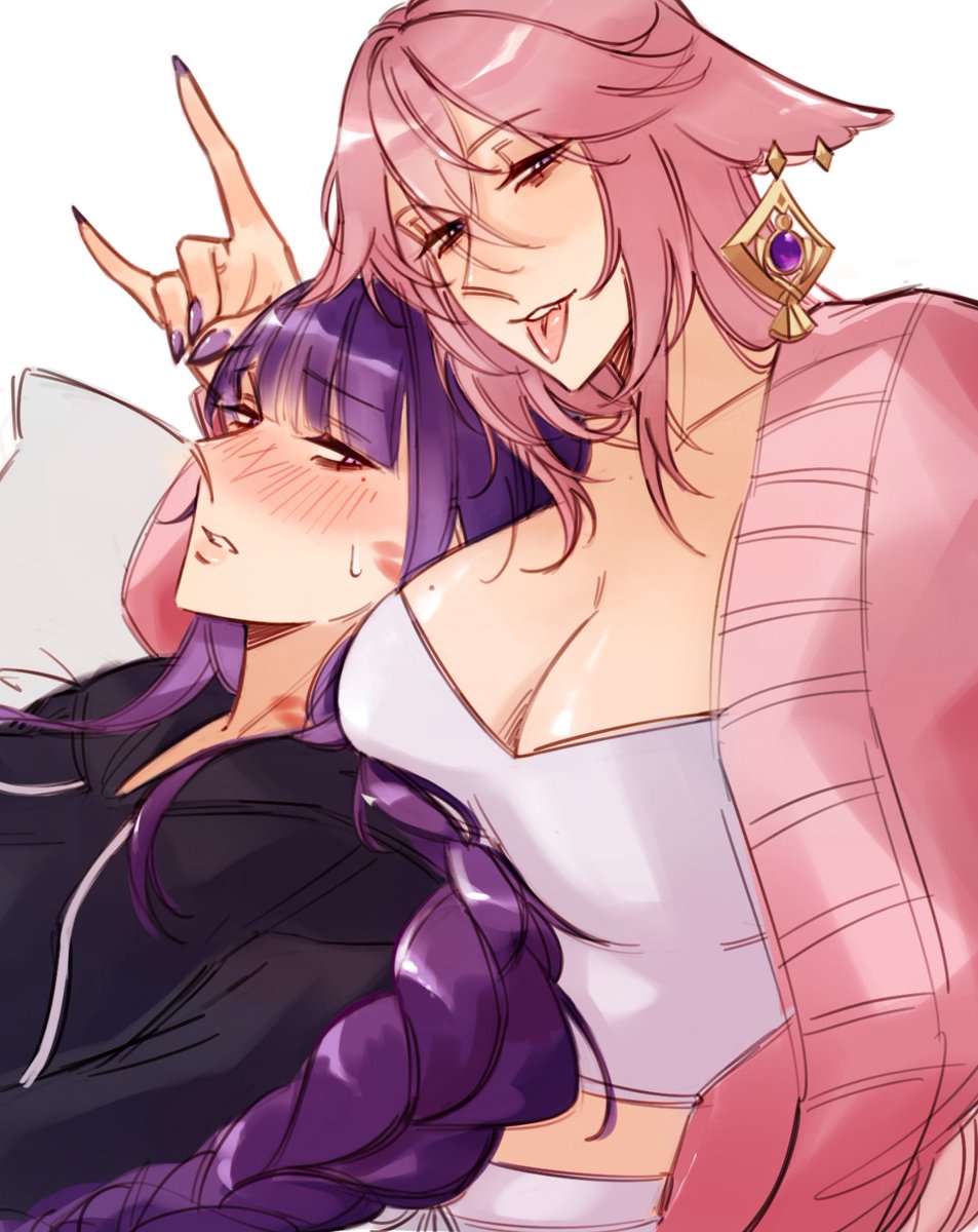 lore ✨ working on comms tweet media