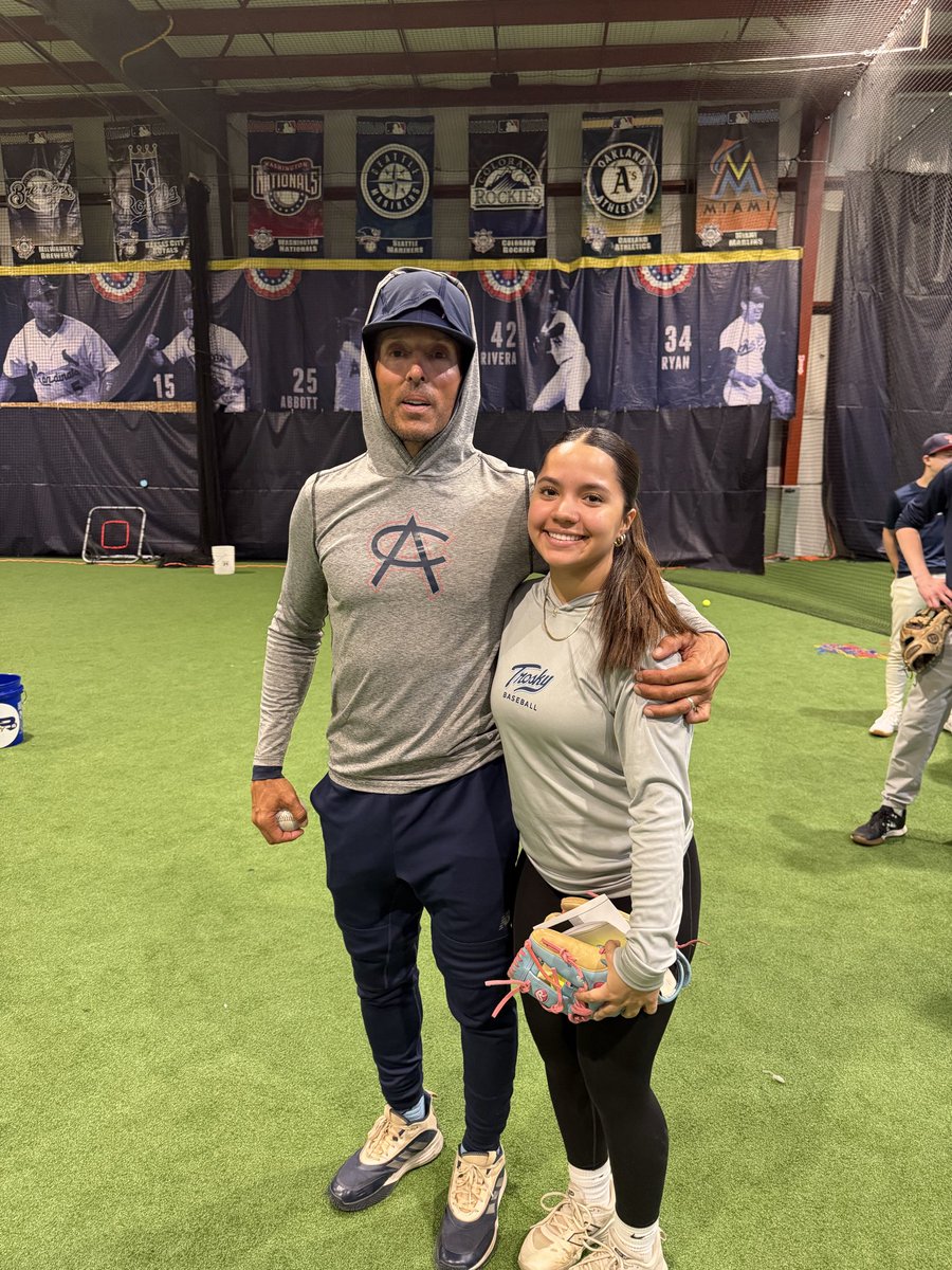 Irene Rangel tweet media