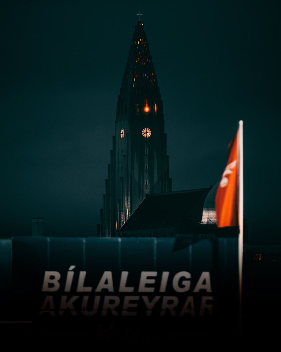 ValurFC's tweet image. Vetrarkvöld á Hlíðarenda 🦅