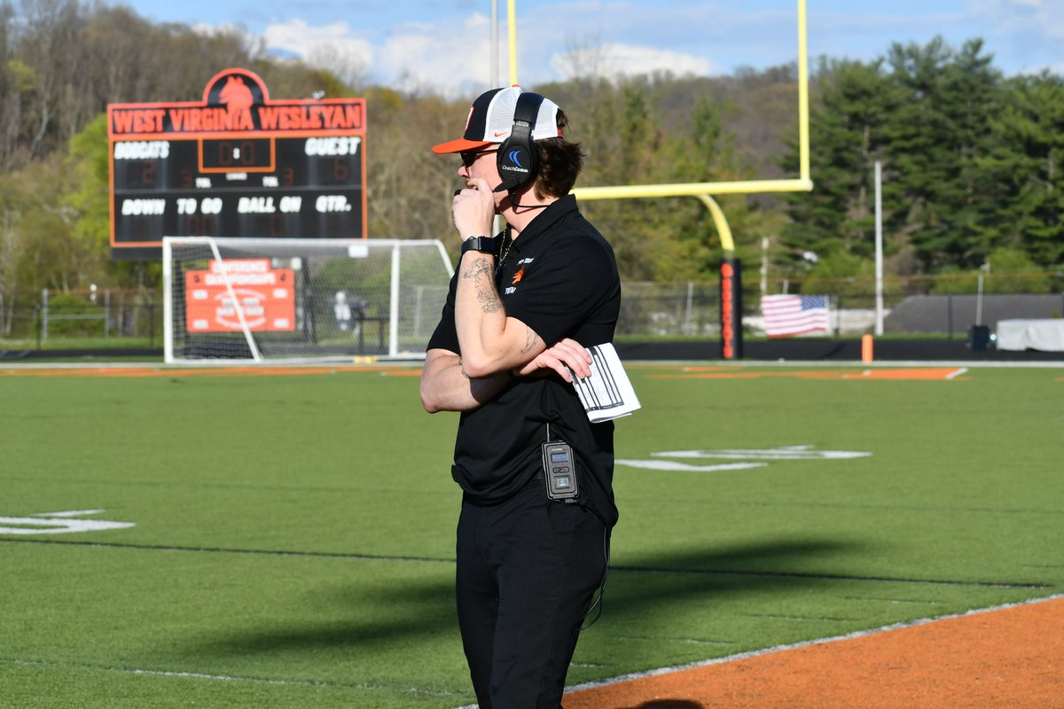 Coach Lew tweet media