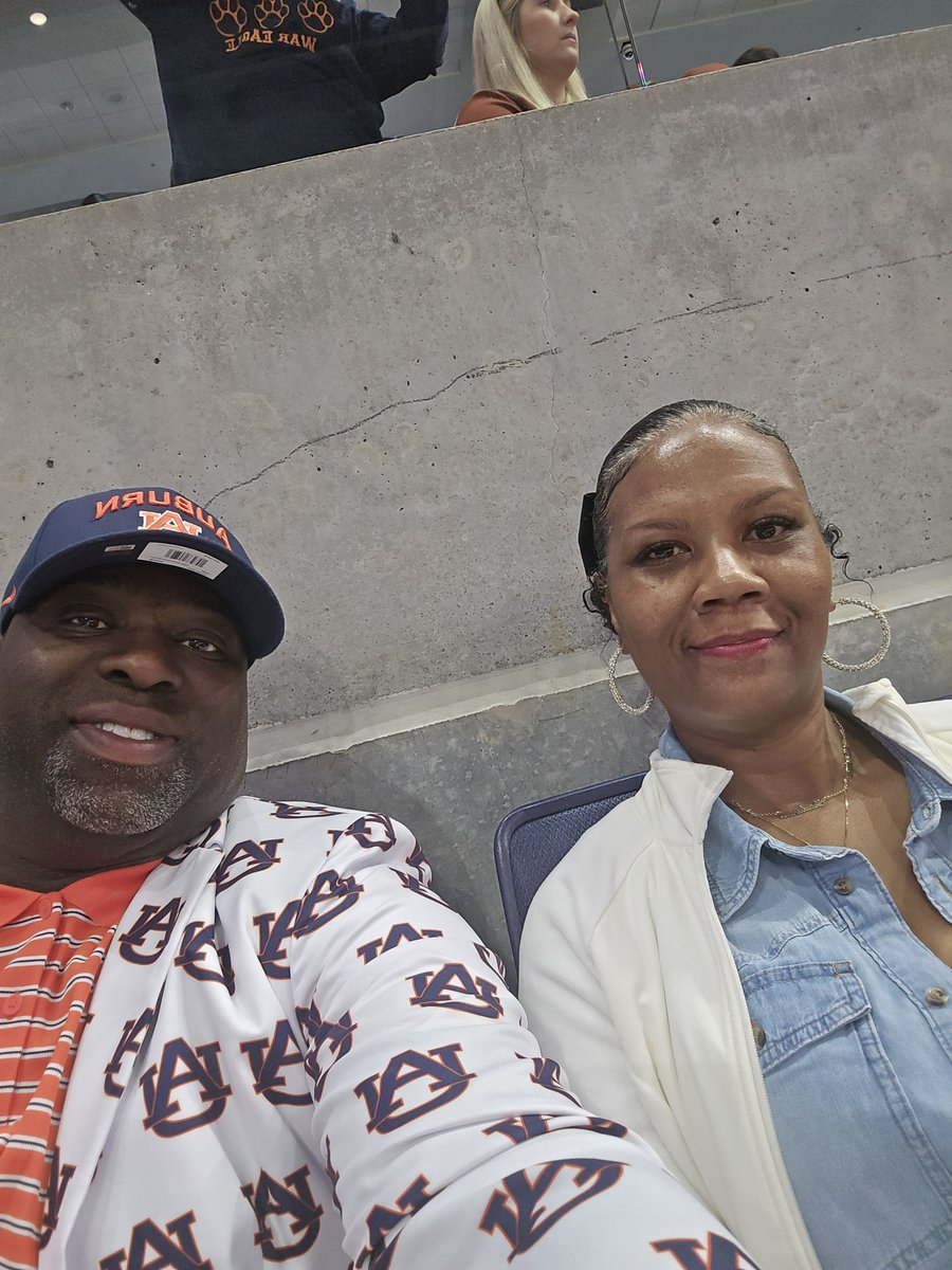 TOODLEBOYS's tweet photo. #GAMEDAYSTARTSWITHTHEFIT💪
#REPFORYOURKIDS🔥
#REPFORYOURSQUAD💯
#ALLMYFRIENDSAREMODELS😍
#TOODLEBOY LOVE ALL MY AUBURN PEOPLE 🦅🧡💙🔥🐐💪#LETSGOOOOO WE WINNING IN ALL SPORTS @AuburnTigers @TheBarn_Auburn @AuburnWBB https://t.co/7zDpPIepW7