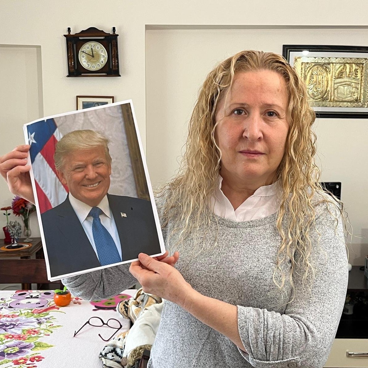 bosunatiklama's tweet image. Trump'ın kızı olduğunu iddia eden Necla Özmen:

"Buradan babama sesleniyorum; Maduro'yu serbest bırak."