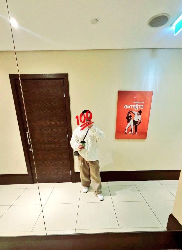 yanyanner's tweet photo. #wer n you
Christmas new wla pramdam🤭 https://t.co/UXzkU8MU37
