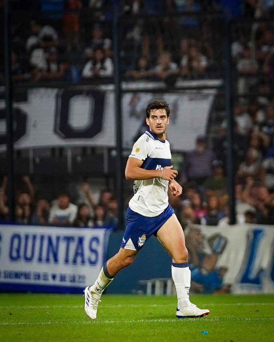 gimnasiaoficial's tweet photo. 📝 COMUNICADO OFICIAL

🤝 Gimnasia llegó a un acuerdo con Matías Melluso para la extensión de su contrato.

📈 El nuevo vínculo está basado en productividad y objetivos deportivos, e incluye un esfuerzo económico del jugador, que permitió reducir parte de la deuda existente.

Surgido de las juveniles, Matías renueva su compromiso con la camiseta albiazul 💙🤍