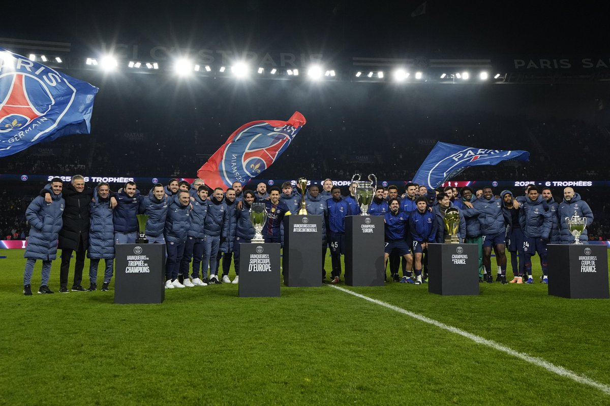 𝐇𝐢𝐬𝐭𝐨𝐫𝐢𝐪𝐮𝐞
🏆🏆🏆🏆🏆🏆