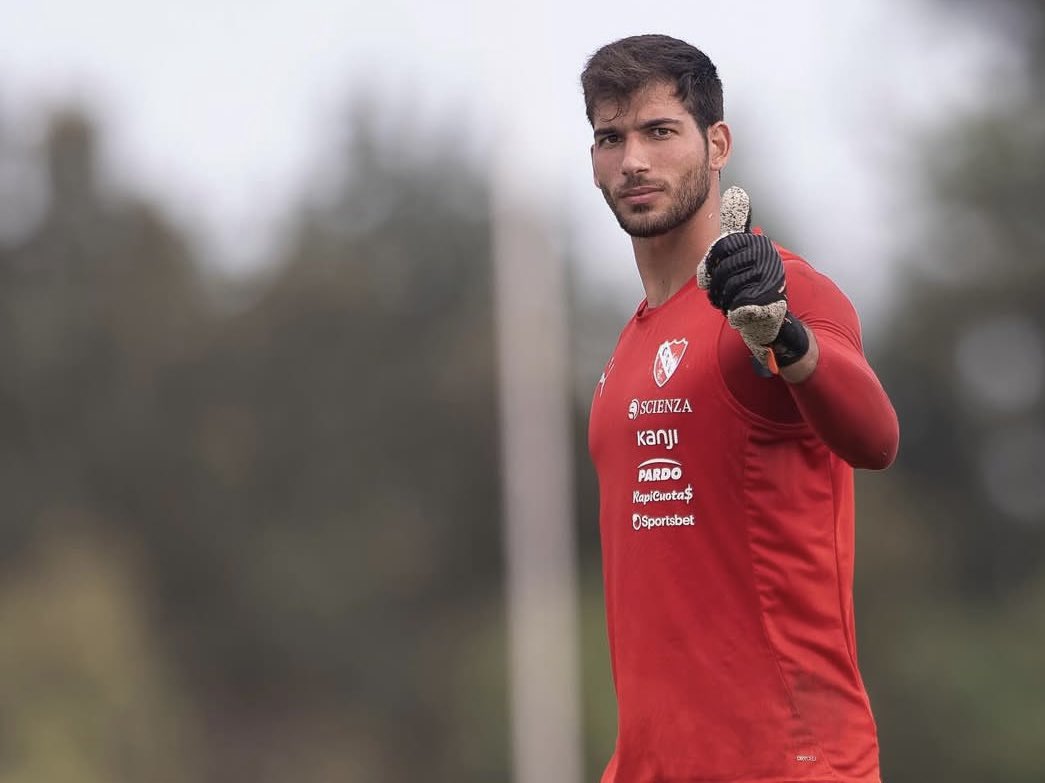 🚨Pulgar arriba para la continuidad de Joaquín Blázquez en Independiente.
*️⃣Talleres lo vuelve a ceder a préstamo por un año y con una opción de compra.