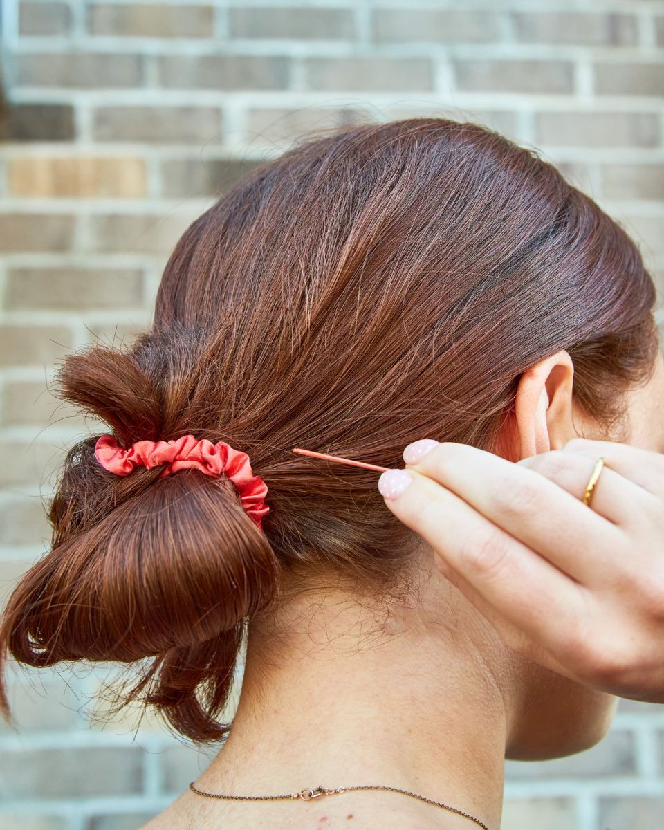 Did somebody say NEW?! Redhead Hair Accessories are HERE! Don't miss out: shop.howtobearedhead.com/collections/ha…