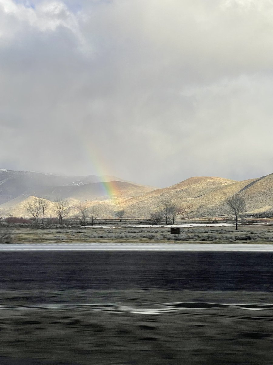 calAmity323's tweet photo. A rainbow started following us while we drove to our skiing destination☺️🌈 https://t.co/bScSEvHpvb