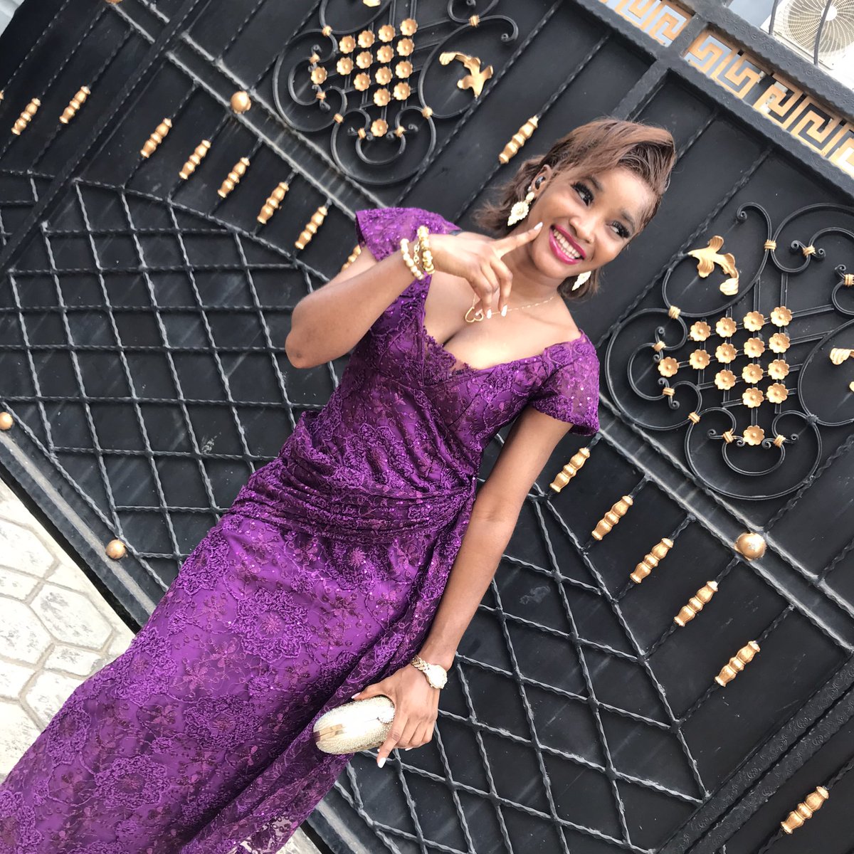 RabbiBlessing's tweet photo. Happy First Sunday in the Year 2026
Rate my look guys on scale 1-10 @yabaleftonline @instablog9ja https://t.co/Ujj36KxSDX