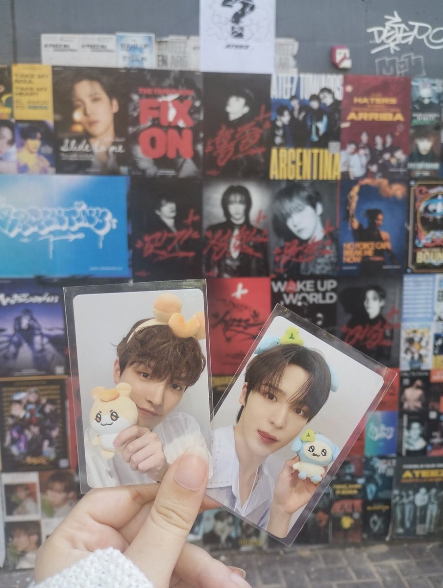 dcwolfie_'s tweet photo. Hoy pasamos de visita y vimos la nueva intervención 🤭

#ATEEZcomeback #AtinyMovement_Arg #ATEEZ #에이티즈 #ATEEZinARGENTINA https://t.co/ZY6pb5Q1US